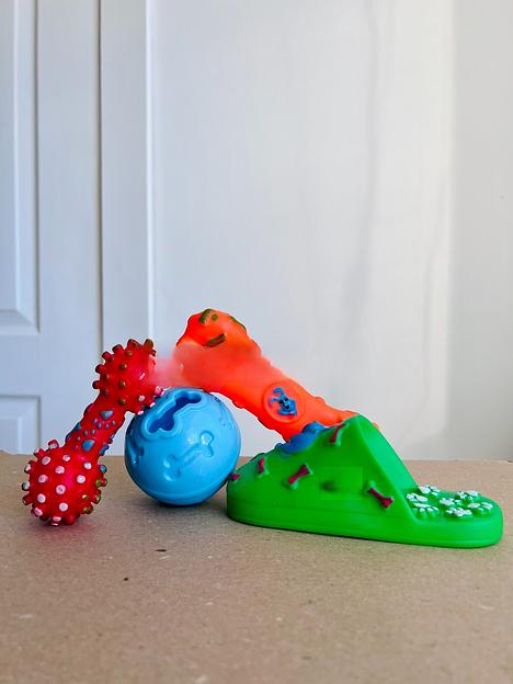 Игрушка пищащая «Гантель малая», 12,5 см, микс цветов, 5 шт/уп. ОПТ фото 1