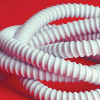 Труба гибкая армированная внутр. д.28 мм фото 1