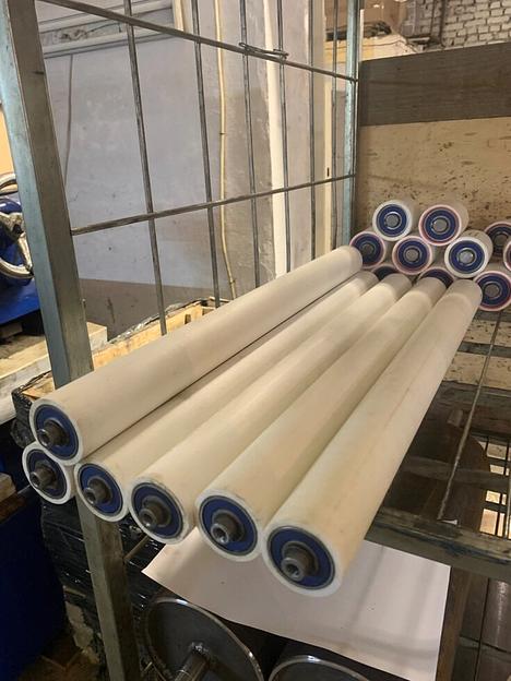 Ролики из пластика (полимера). Длина 250 мм, диаметр 32 мм фото 1