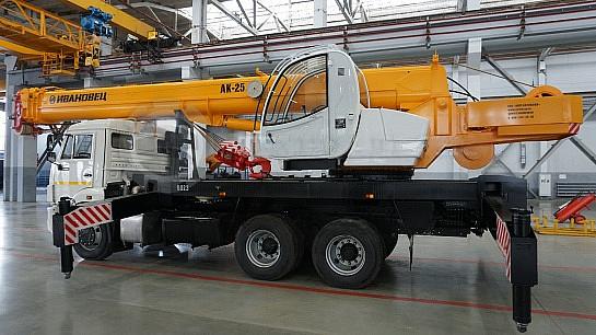 Автомобильный кран Ивановец КС-45717К-1Р г/п 25 т фото 10