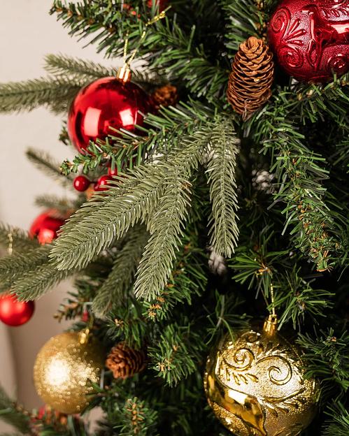 Ель с шишками и ягодами «Притча» опт фото 7