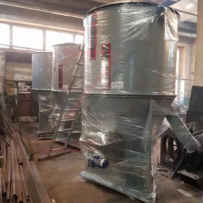 Вертикальный смеситель со шнеком ввода добавок ВС - 2,3Ш для комбикорма фото 1