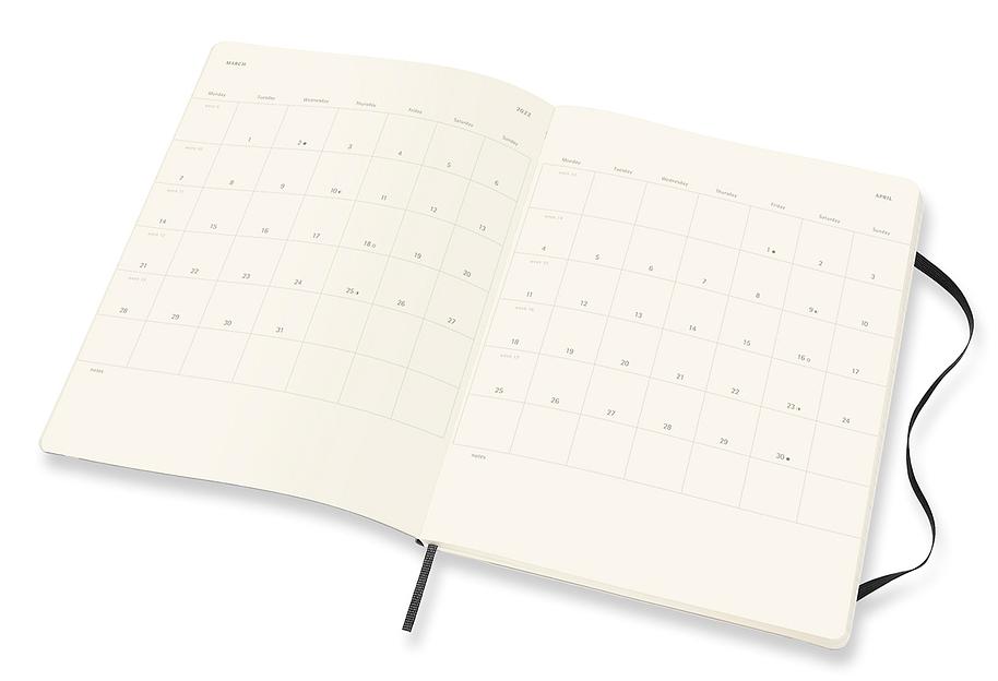 Еженедельник Moleskine CLASSIC SOFT WKNT XL 190х250мм 144стр. мягкая обложка черный фото 3