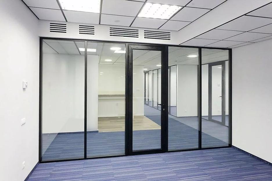 Услуга по алюминиевому холодному остеклению фото 3