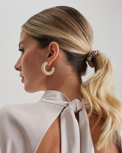 Шёлковая резинка для волос Basic «Cappuccino» ОПТ фото 6