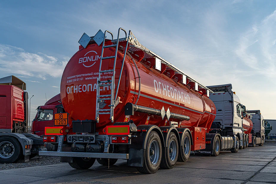 Бензовоз 28 м³ трёхосный 914210 фото 6