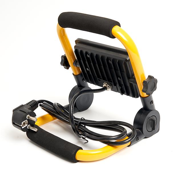 Прожектор светодиодный ДО-30w переносной 6400K 2400Лм IP65 фото 5