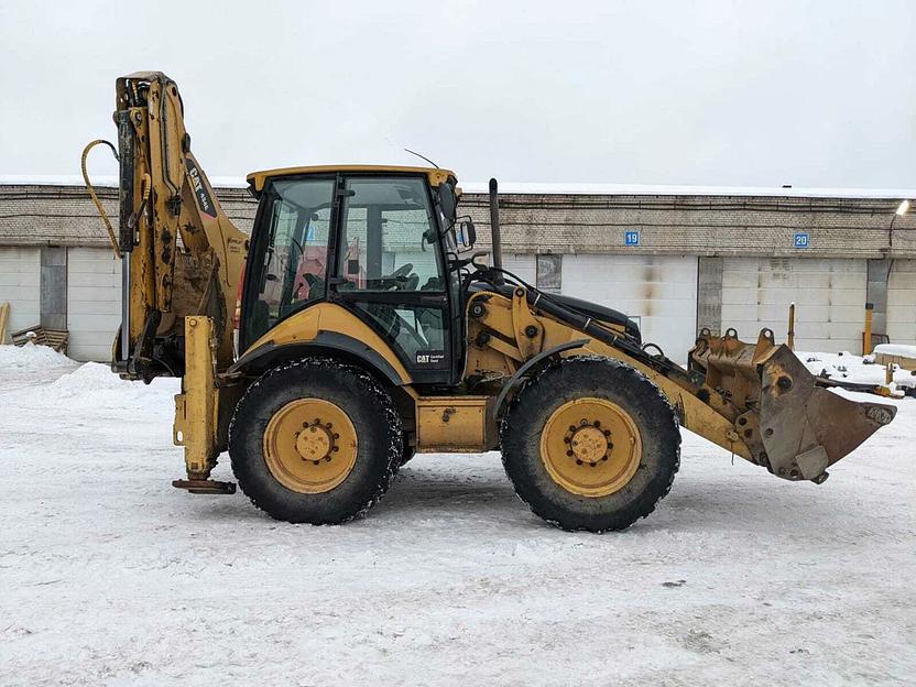 Услуги и аренда экскаватора-погрузчика в Краснодаре фото 1