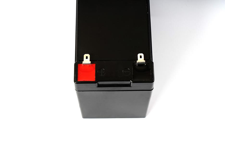 2533 SKAT SB 1207, 12В, 7Ач, максимальный ток заряда 2,1 А. Тип клеммы — F1 нож. Размер корпуса — 66х151х100. Вес — 2,1 кг. Срок службы — 6 лет. Гарантия - 18 месяцев. Бастион SKAT SB 1207 фото 3