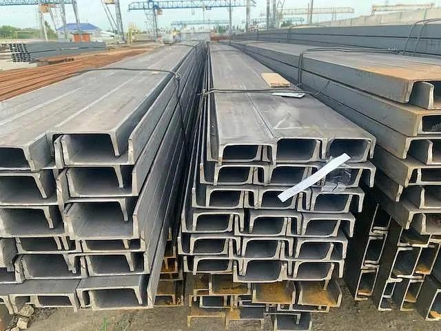 Швеллер стальной горячекатаный фото 3