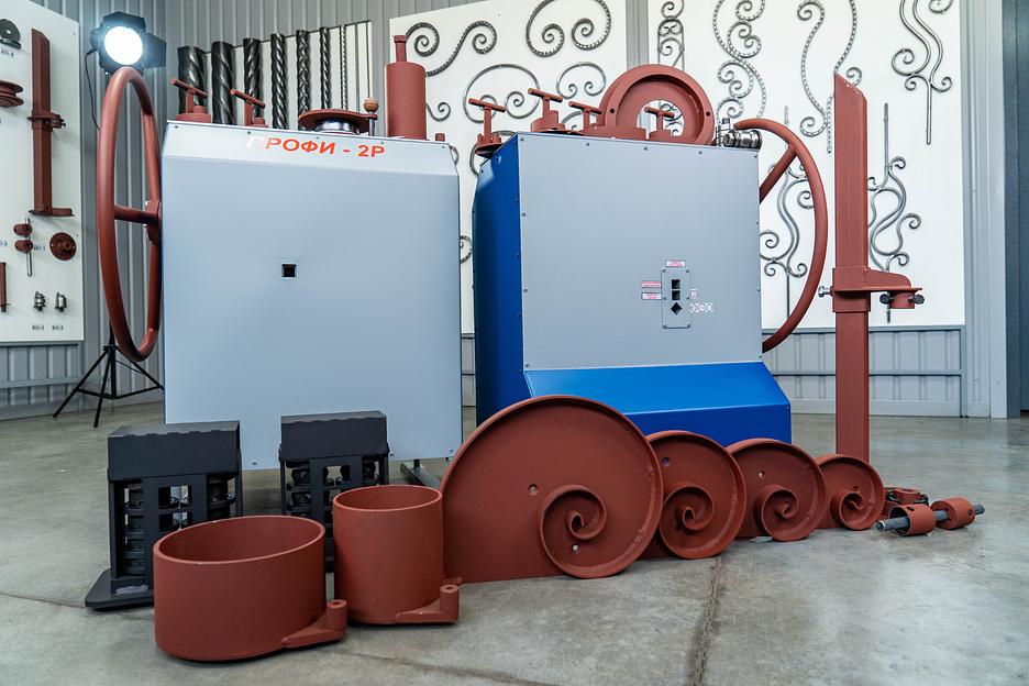 Кузнечный станок «ПРОФИ-2Р» - с механическим (ручным) приводом через редуктор предназначены для «холодной и горячей» ковки фото 1