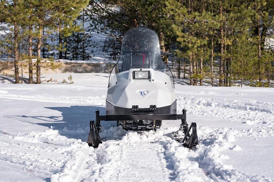 Снегоход Бурлак Егерь стандарт 18,5 л.с., 2390*1100*1250 мм. Подвеска: катковая. фото 4