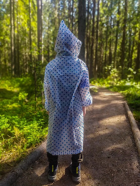 Детский виниловый дождевик на кнопках в горошек фото 3