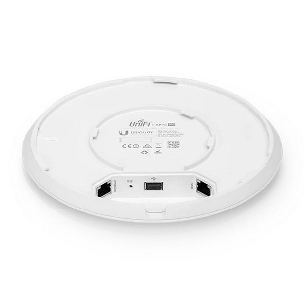 Точка доступа Ubiquiti UAP-AC-PRO-EU 10/100/1000BASE-TX белый фото 3