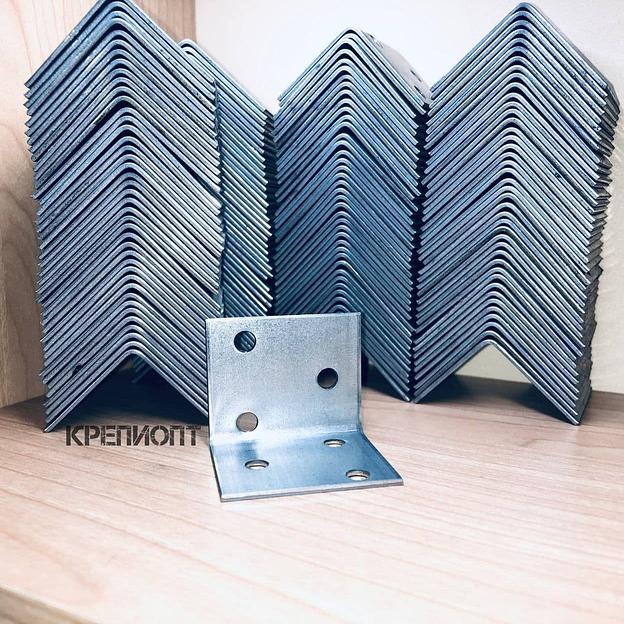 Уголок крепежный UKR 30 30 40 фото 1