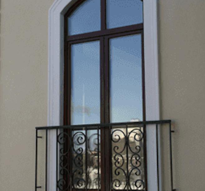 Нестандартные конструкции арочных окон фото 3