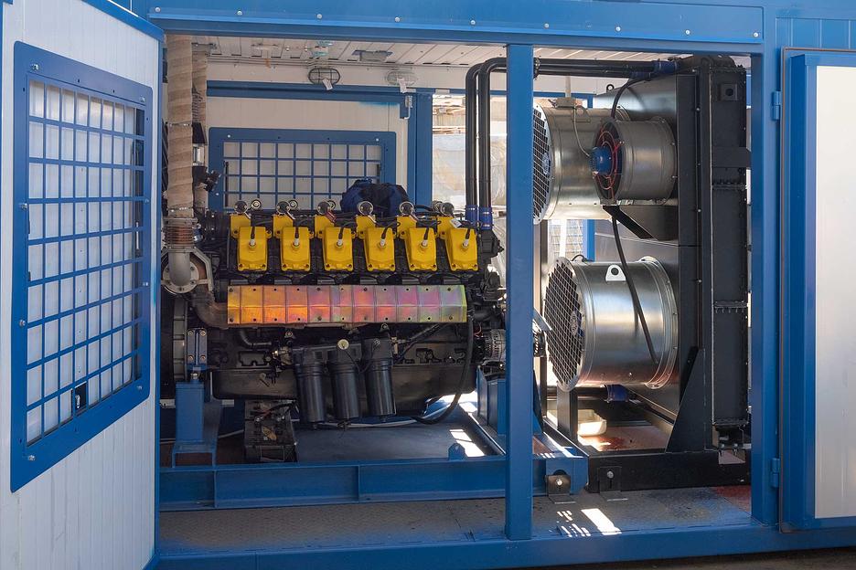 Газопоршневая электростанция 1200 кВт (ЭГП-1200) АГП-1200, газогенератор 1200 кВт на биотопливе (ГГУ-1200) фото 1