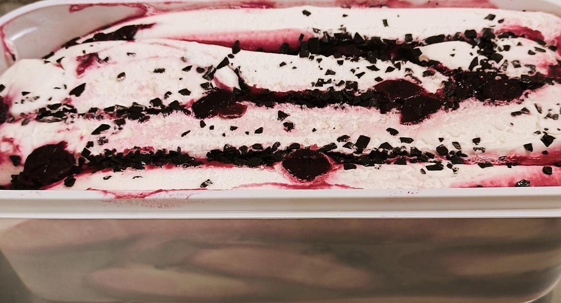 Мороженое «Хмельная вишня» 2,5 кг ОПТ фото 1