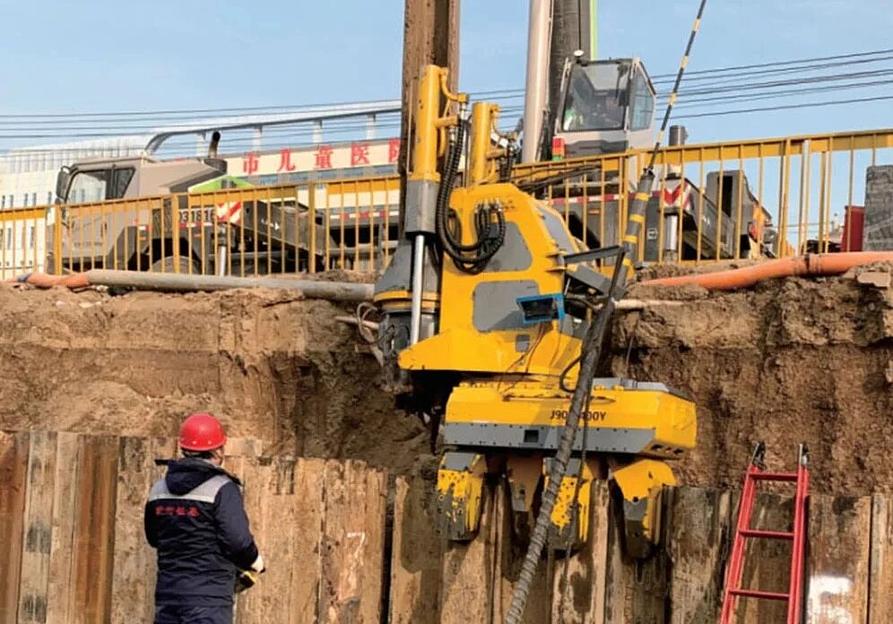 Сваебойная установка (копер) 400Y фото 2