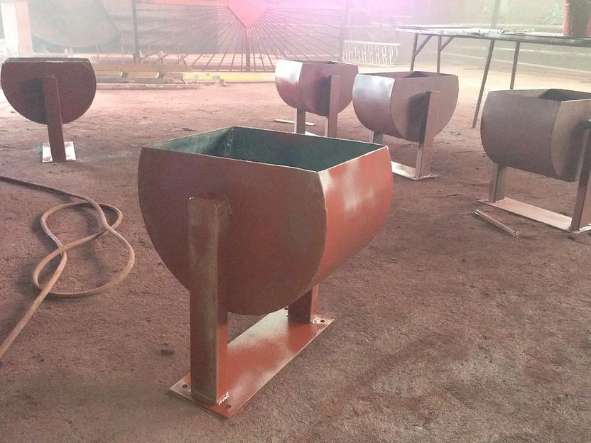 Металлические мусорные урны под заказ фото 2