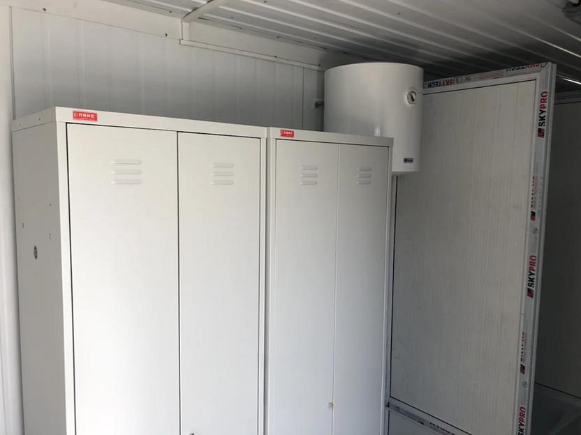 Контейнер под раздевалку с туалетом и душем фото 4