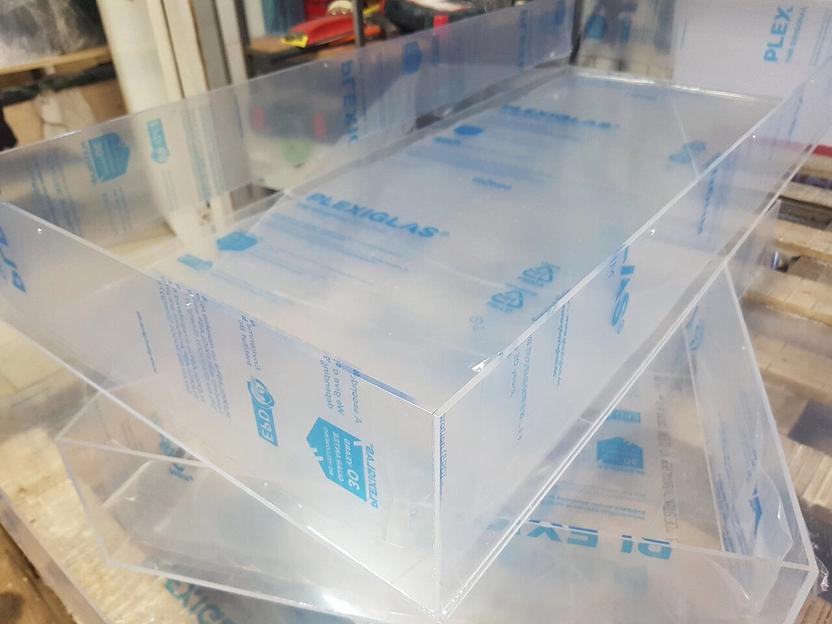 Изготовление коробов из оргстекла оптом и в розницу. фото 1