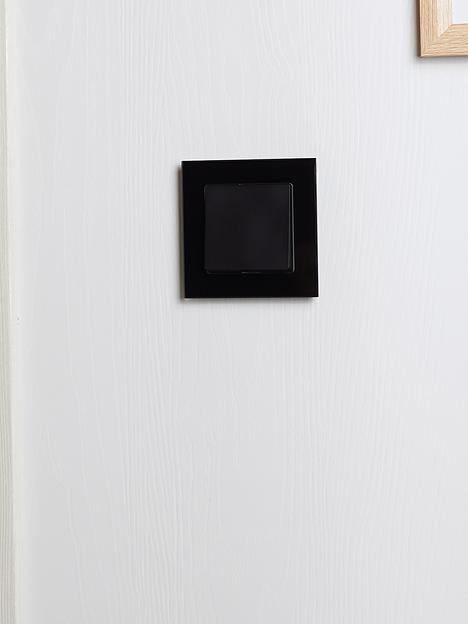 BRITE Рамка 1 пост РУ-1-2-БрЧ стекло черный фото 6