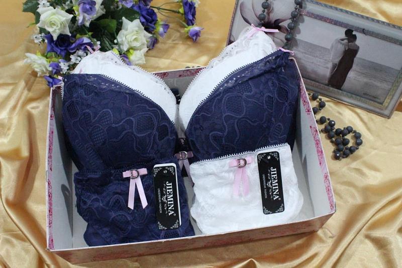 Комплект нижнего белья: бюстгальтер № 3 и трусы р-р 44-48 Арт. 7578-1 (80-90) (к.10600) фото 3