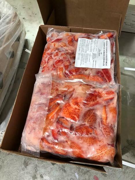 Мясо клешней лобстера канадского (омара) замороженное фото 1