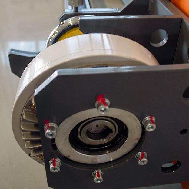 Станок для резки рулонных материалов с перемоткой 1400 фото 6