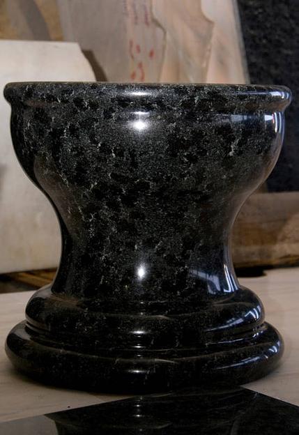 Гранит BLACK LEOPARD габбро фото 7