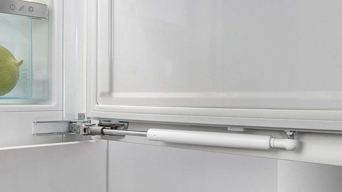 Холодильник встраиваемый Liebherr IRBci 4150-22 001 фото 5