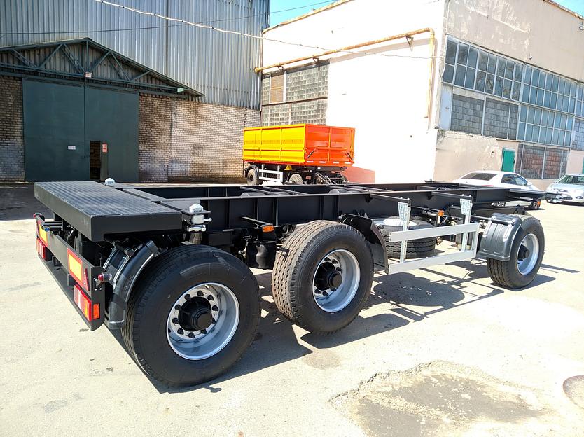Прицеп контейнеровоз трехосный фото 4