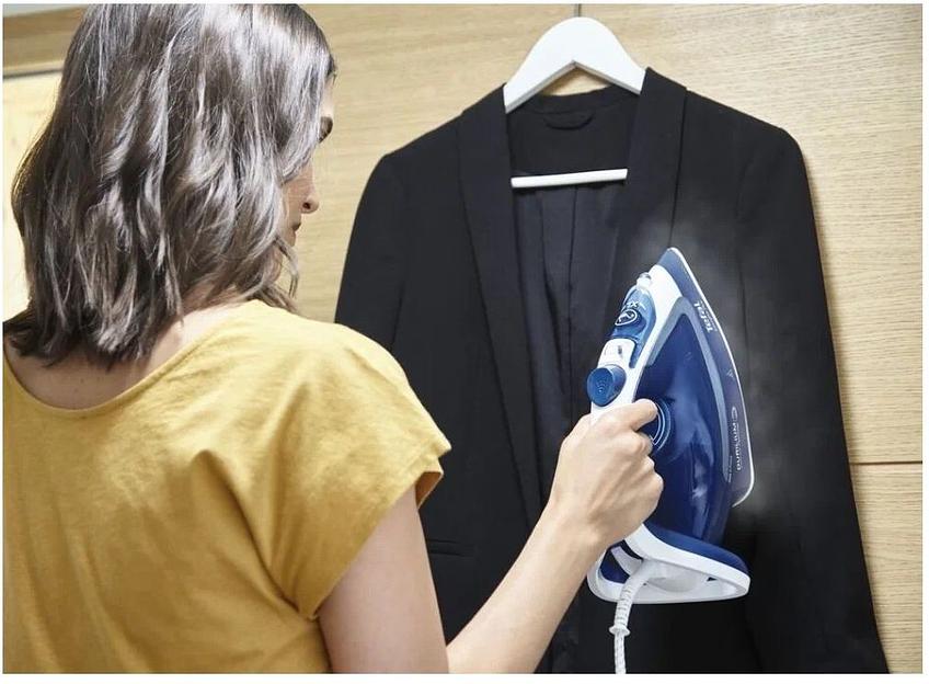 Утюг Tefal FV5735E0 2800Вт белый фото 8