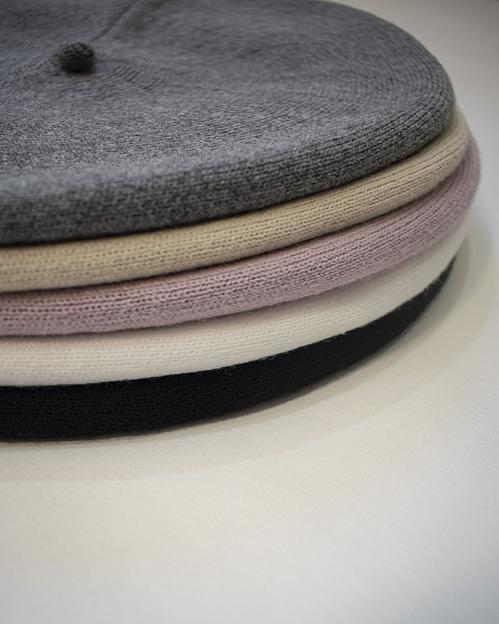 Берет женский демисезонный Черный ОПТ фото 5