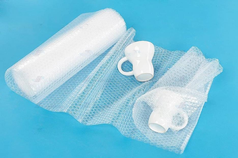 Воздушно-пузырчатая плёнка «Упакуйка» минирулон 0.4×10 м, опт фото 1