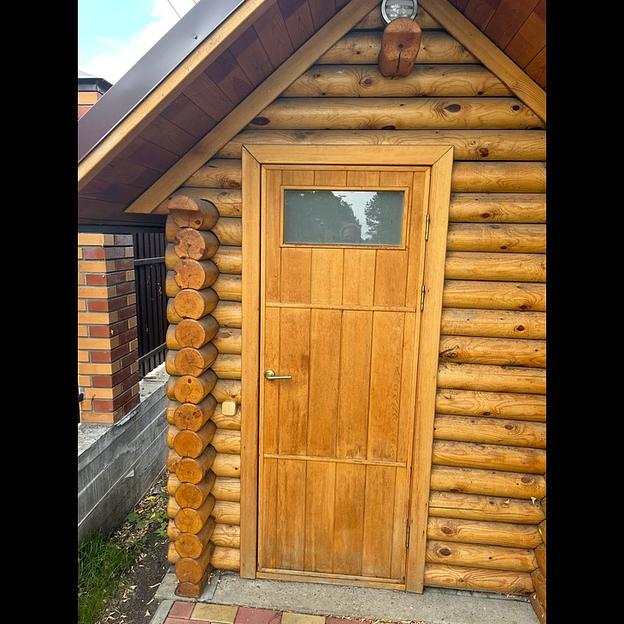 Дверь из кедра 2000×800 мм утеплённая с замком и пропиткой фото 1