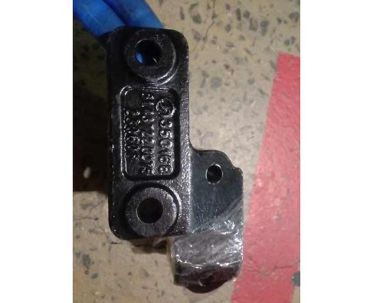 Кронштейн переднего стабилизатора SHAANXI X3000 1С32086 фото 1