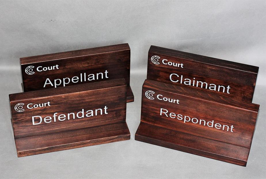 Изготовление таблички настольной фото 5