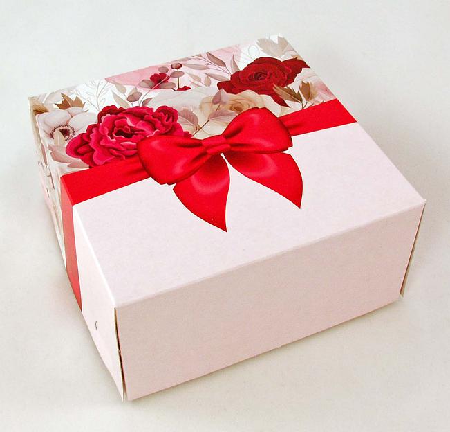 Коробка подарочная "Красный бант"; "Happy Birthday" фото 1