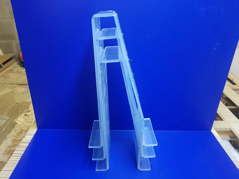 Отбойник из прозрачного акрила толщиной 8-10 миллиметров. фото 2