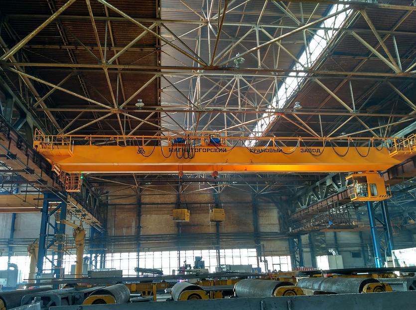 Кран мостовой электрический специальный с двумя тележками фото 7