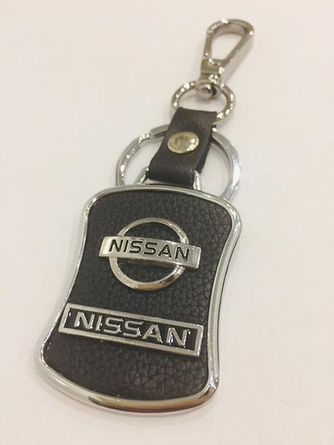 Брелок для автомобильных ключей NISSAN фото 1