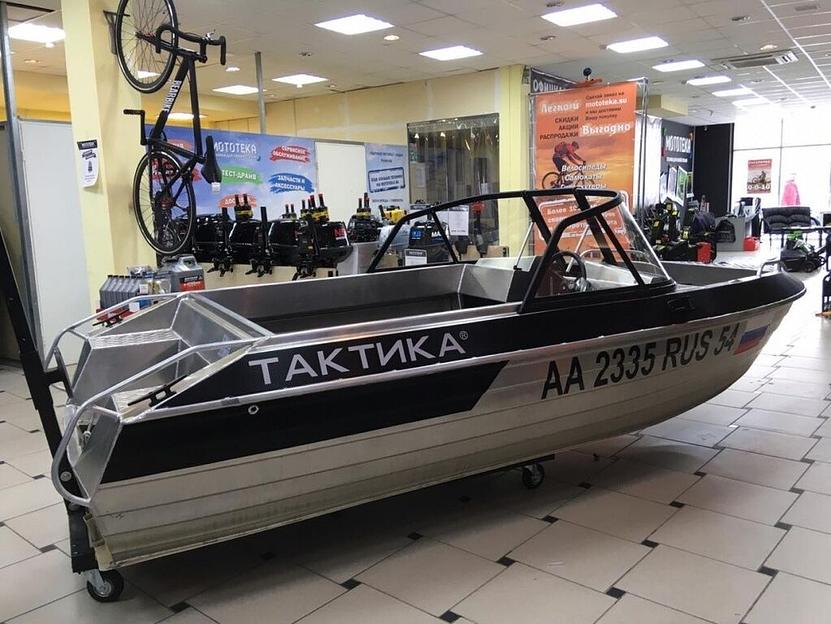 Алюминиевый катер Тактика 390 DC, 390*150*75 см фото 5