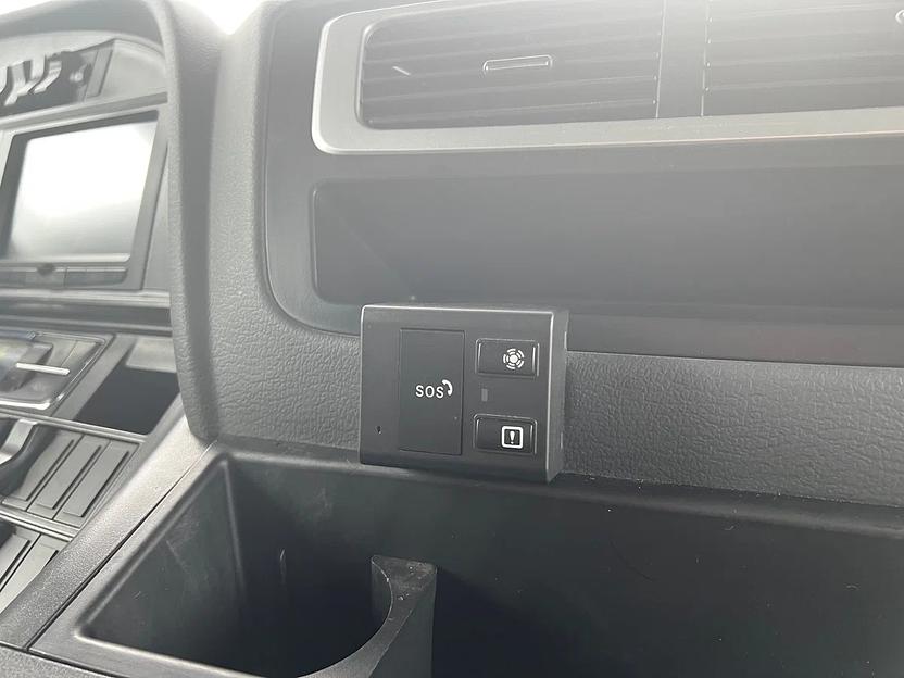 Тягач Sinotruk Sitrak C7H белый, дизель, механика, 2023 г фото 5