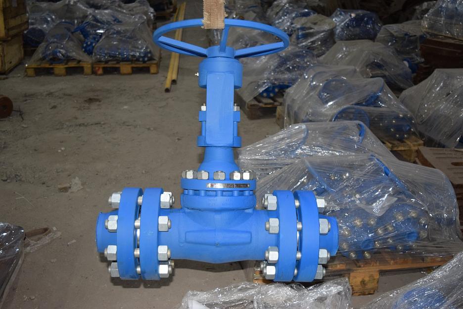 Задвижка клиновая кованая Ду100 Ру250 с КОФ 31лс45нж фото 1