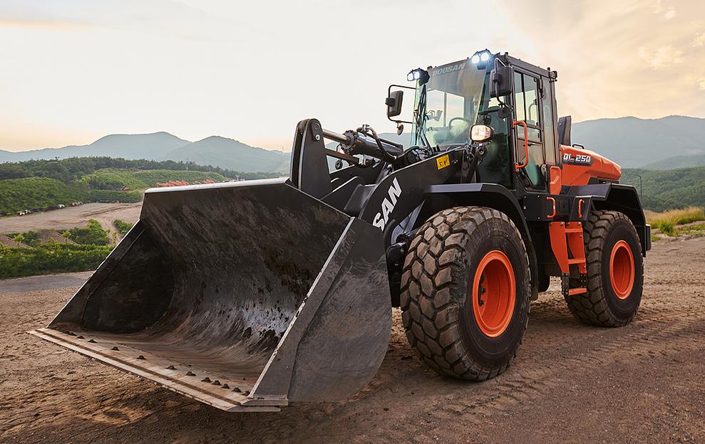 DL Колесный погрузчик DL250-7M фото 2