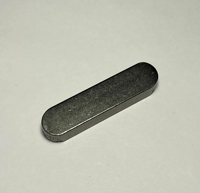 Шпонка 4.8х4.8х40 RD-ST65E-1.9 для бензотехники фото 1