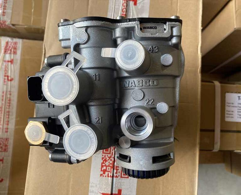 Кран управления прицепом EBS HOWO T5G/C7H WG9000360552 TiggerPart фото 1