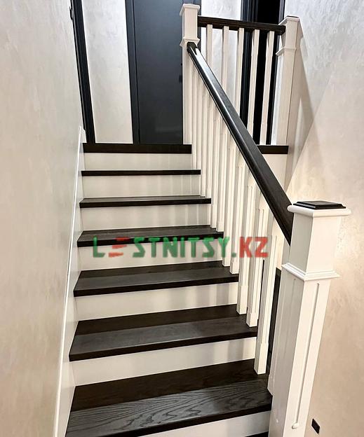 Лестница на деревянном каркасе под заказ фото 6